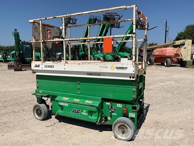 JLG 3246ES 剪叉式升降机