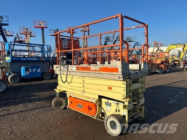 JLG 3246ES 剪叉式升降机