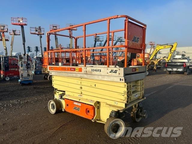 JLG 3246ES 剪叉式升降机
