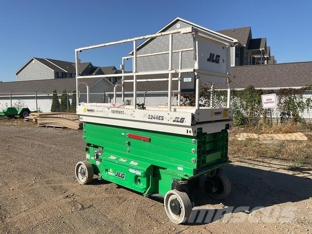 JLG 3246ES 剪叉式升降机