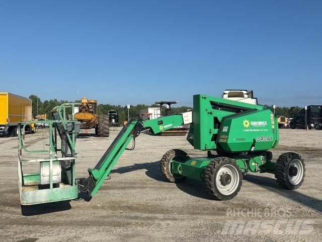 JLG 340AJ 曲臂高空工作平台