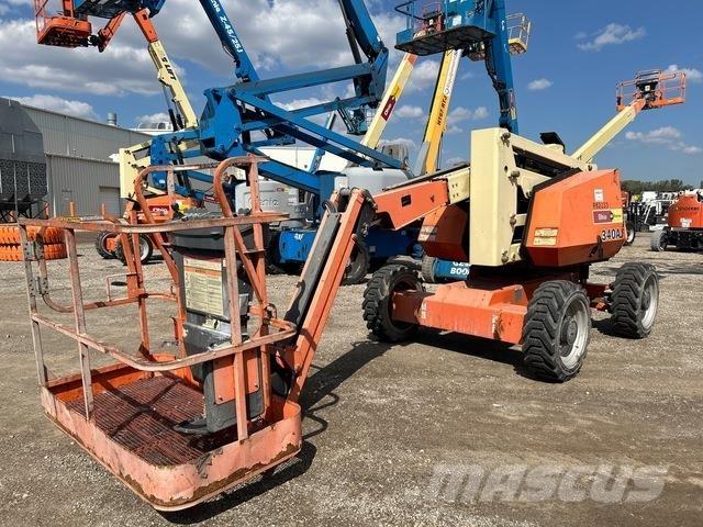 JLG 340AJ 曲臂高空工作平台