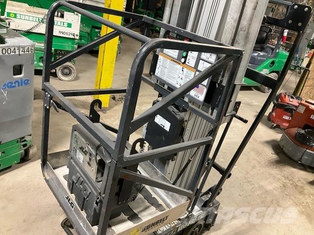 JLG 36AM 客货电梯
