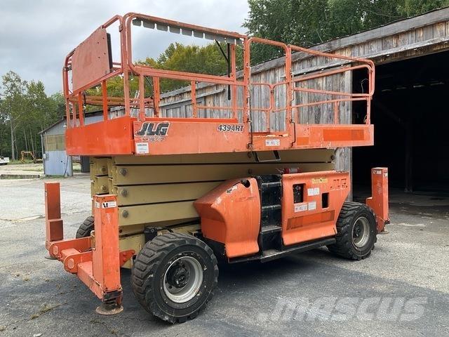JLG 4394 RT 剪叉式升降机