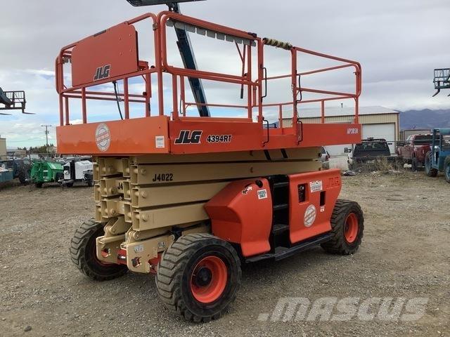JLG 4394 RT 剪叉式升降机