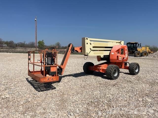 JLG 450AJ 曲臂高空工作平台