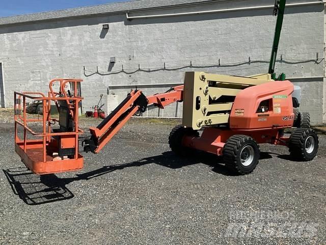 JLG 450AJ 曲臂高空工作平台