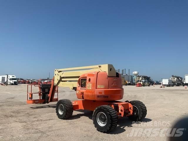 JLG 450AJ 曲臂高空工作平台