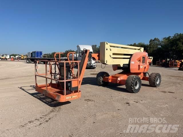 JLG 450AJ 曲臂高空工作平台