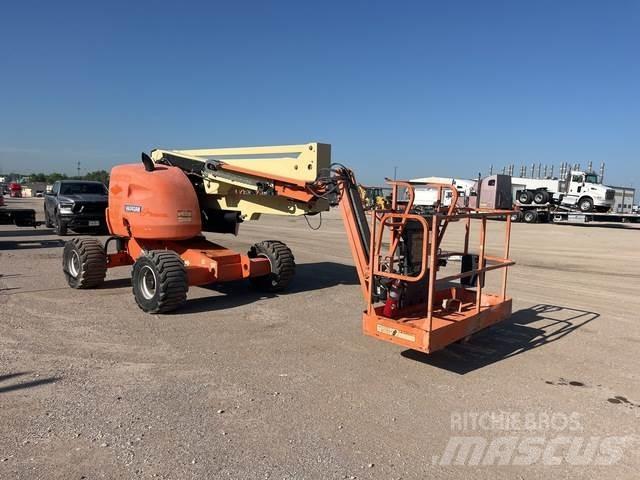 JLG 450AJ 曲臂高空工作平台