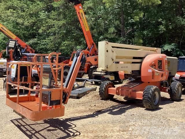 JLG 450AJ 曲臂高空工作平台