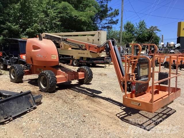 JLG 450AJ 曲臂高空工作平台