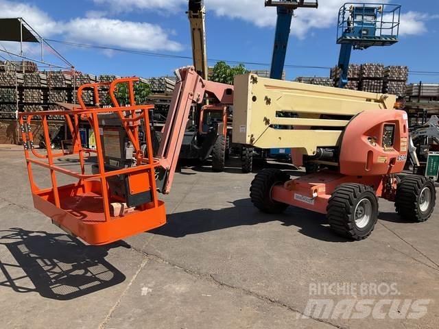 JLG 450AJ 曲臂高空工作平台