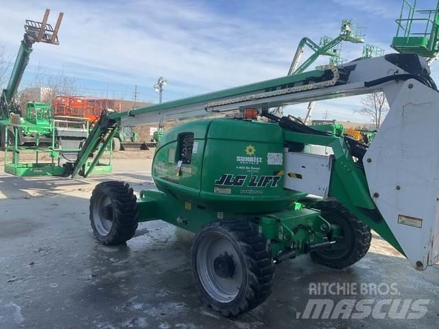 JLG 600AJ 曲臂高空工作平台