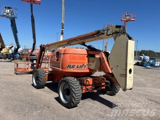 JLG 600AJ 曲臂高空工作平台