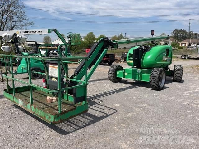 JLG 600AJ 曲臂高空工作平台