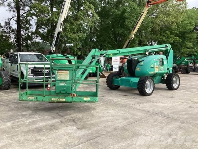 JLG 600AJ 曲臂高空工作平台