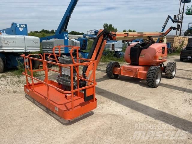 JLG 600AJ 曲臂高空工作平台