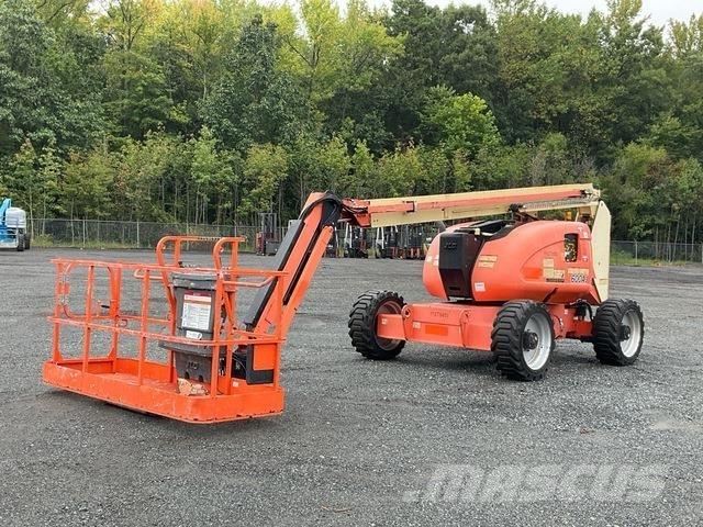 JLG 600AJ 曲臂高空工作平台