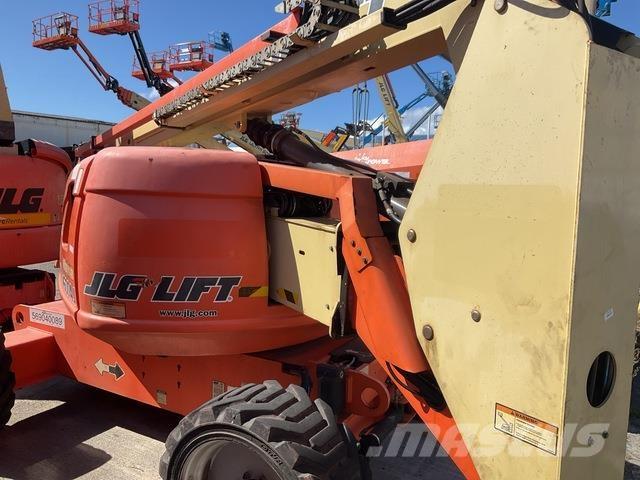 JLG 600AJ 曲臂高空工作平台