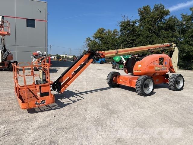 JLG 600AJ 曲臂高空工作平台