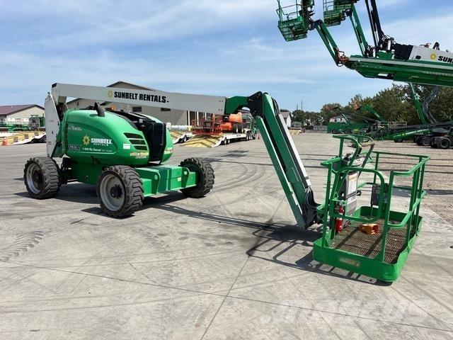 JLG 600AJ 曲臂高空工作平台