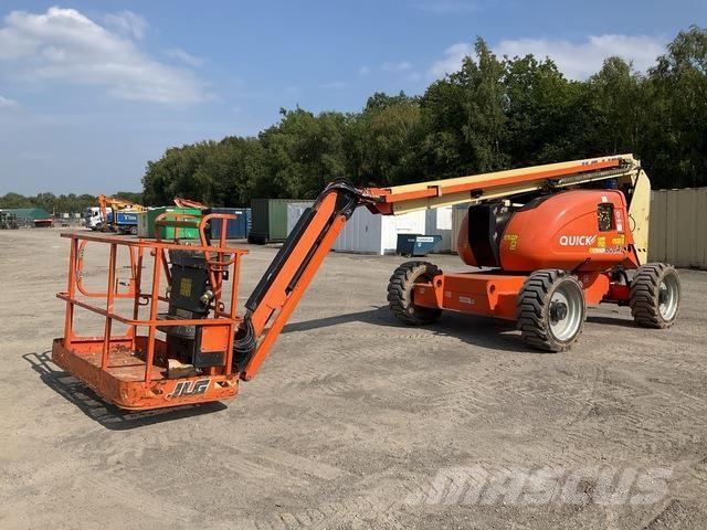 JLG 600AJ 曲臂高空工作平台