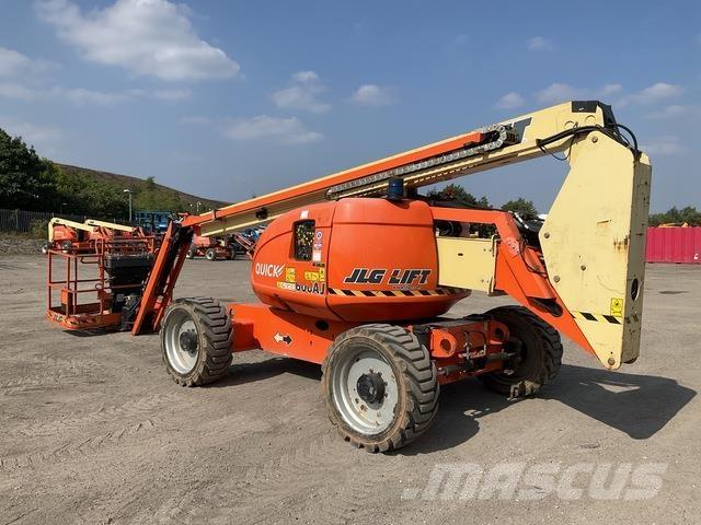 JLG 600AJ 曲臂高空工作平台
