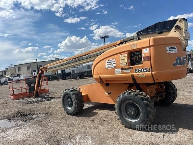 JLG 600SJ 4X4 曲臂高空工作平台