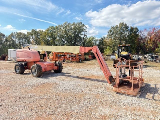 JLG 660SJ 曲臂高空工作平台