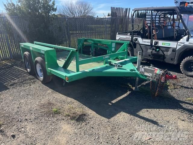 JLG 7612 平板拖车