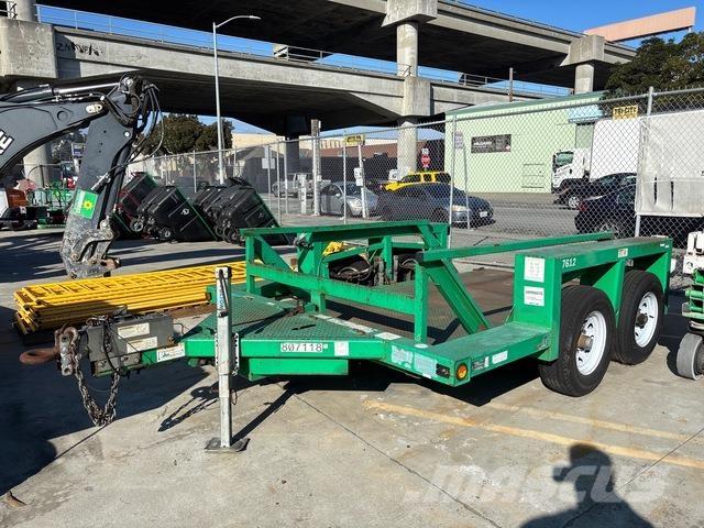 JLG 7612 平板拖车