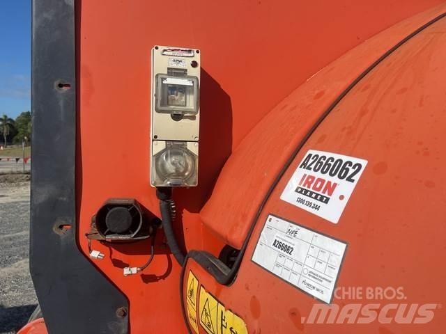 JLG 800 AJ 建筑机械-其他