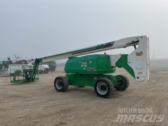 JLG 800AJ 曲臂高空工作平台
