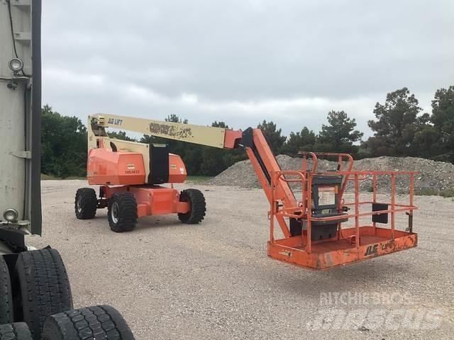 JLG 800AJ 曲臂高空工作平台