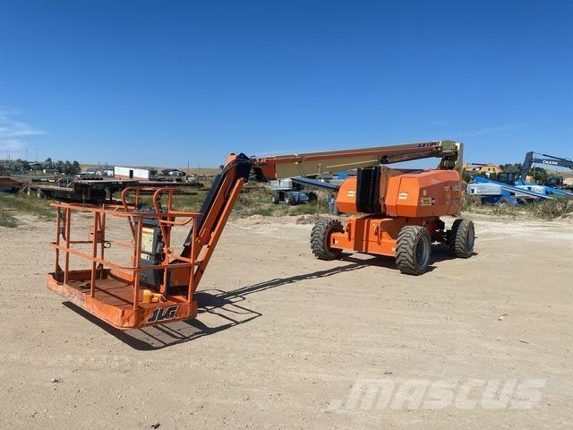 JLG 800AJ 曲臂高空工作平台