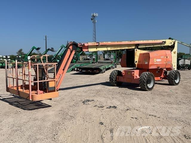 JLG 800AJ 曲臂高空工作平台