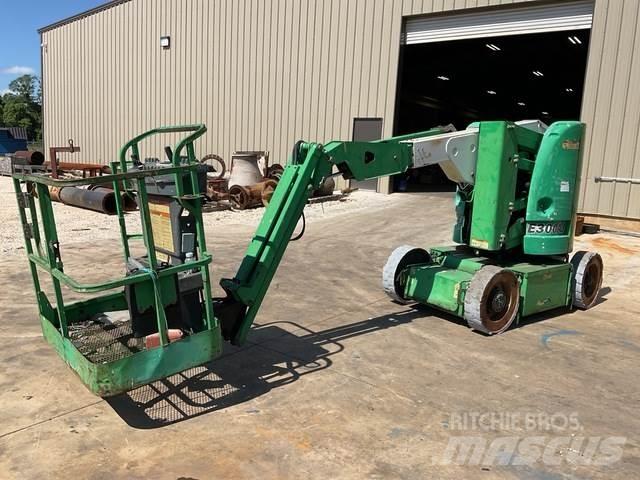 JLG E300AJ 曲臂高空工作平台