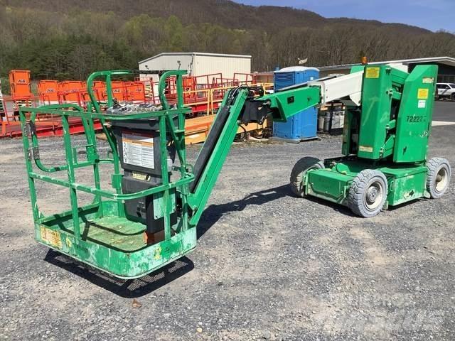 JLG E300AJP 曲臂高空工作平台