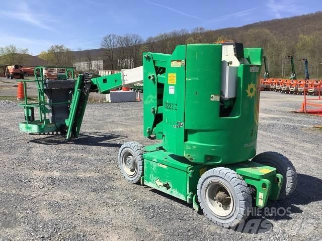 JLG E300AJP 曲臂高空工作平台