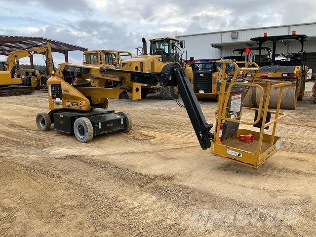 JLG E400AJPN 曲臂高空工作平台