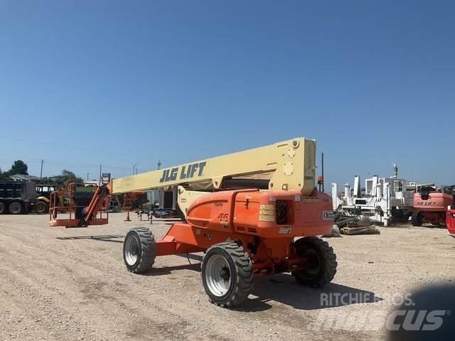 JLG E600JP 曲臂高空工作平台