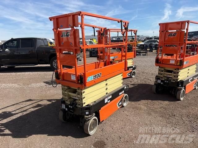 JLG ES1932 剪叉式升降机
