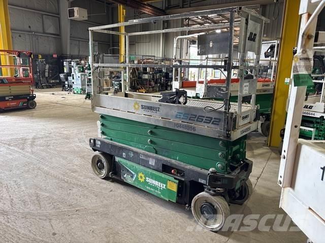 JLG ES2632 剪叉式升降机