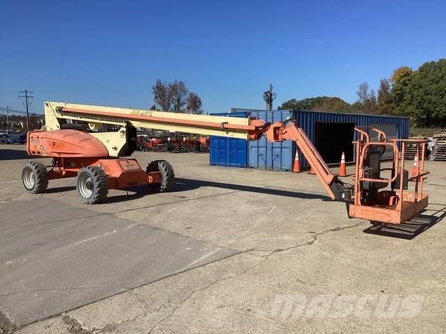 JLG M600JP 曲臂高空工作平台