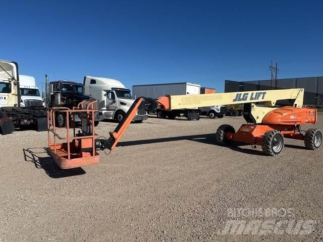 JLG M600JP 曲臂高空工作平台