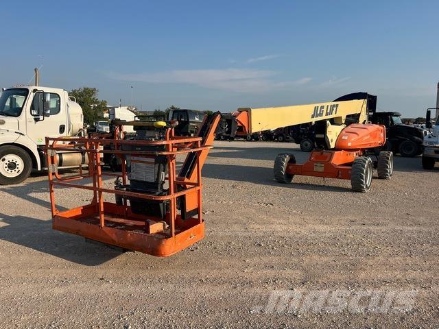 JLG M600JP 曲臂高空工作平台