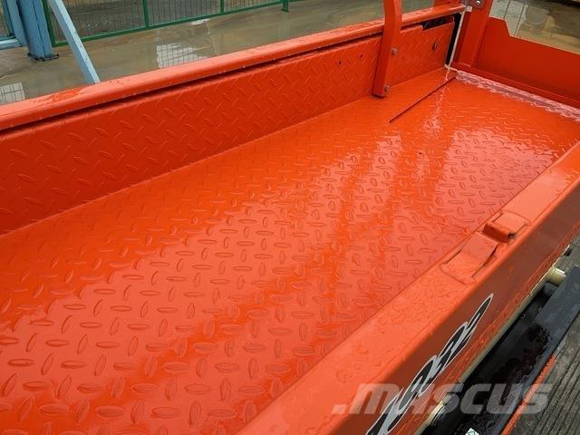 JLG R1932 剪叉式升降机