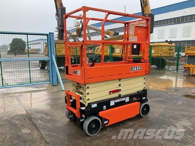 JLG R1932 剪叉式升降机