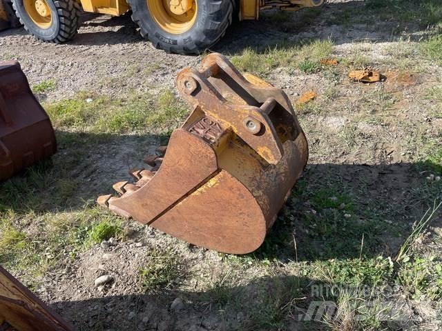 John Deere  挖斗